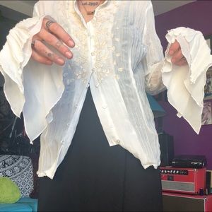 Beaded flare sleeve crinkle top